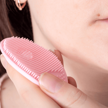 brosse-nettoyante-visage-rose