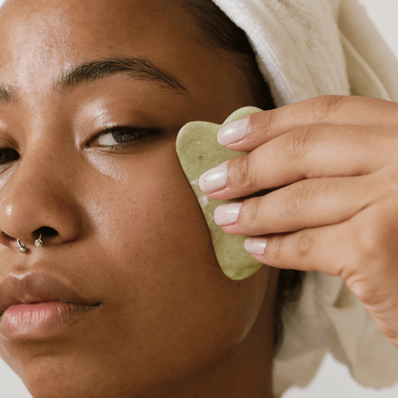 Gua sha ⎸ GuashaJade™ ⎸ Accessoire de massage pour le visage ,en pierre de jade ,anti ride - belleMbeauté