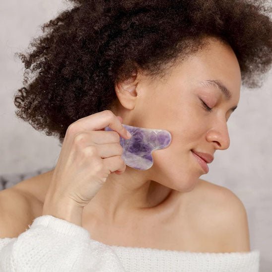 Gua sha | GuashaPurple | Pierre de massage en améthyste apaisante ,relaxante et anti rides - belleMbeauté