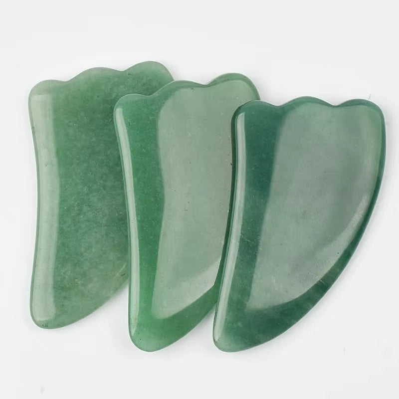 gua-sha-visage-jade