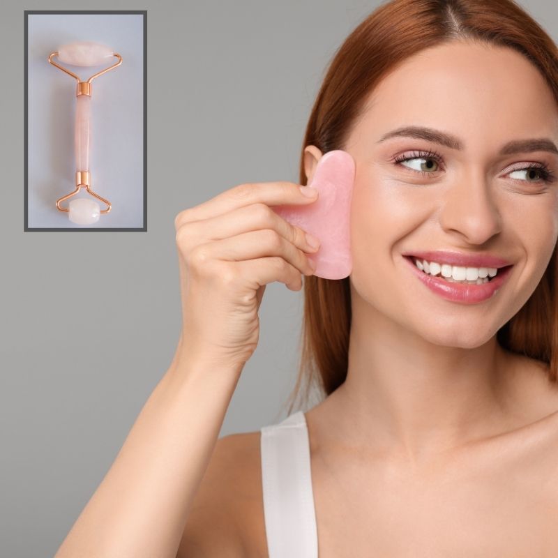 Gua sha visage | RoseGuagha™ | Kit de massage Gua sha et roll - on quart rose, antirides, apaise et lisse la peau - belleMbeauté